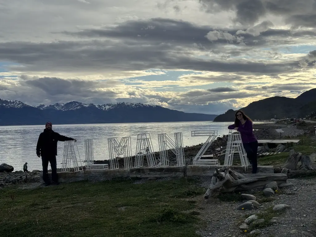 cartel puerto almanzaa.webp