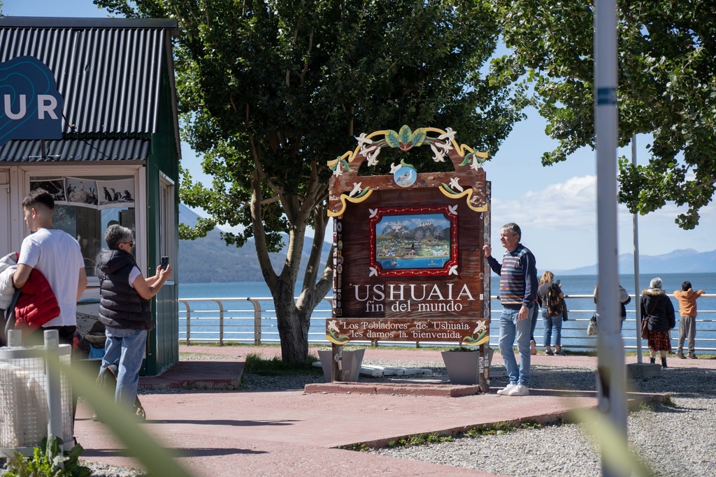 Cartel Ushuaia