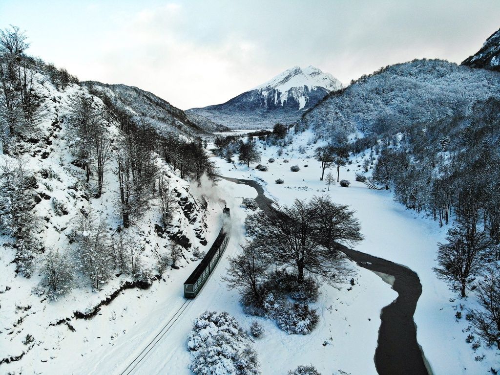 Parque Nacional Tierra del Fuego & Tren del Fin del Mundo Bajo Cero 